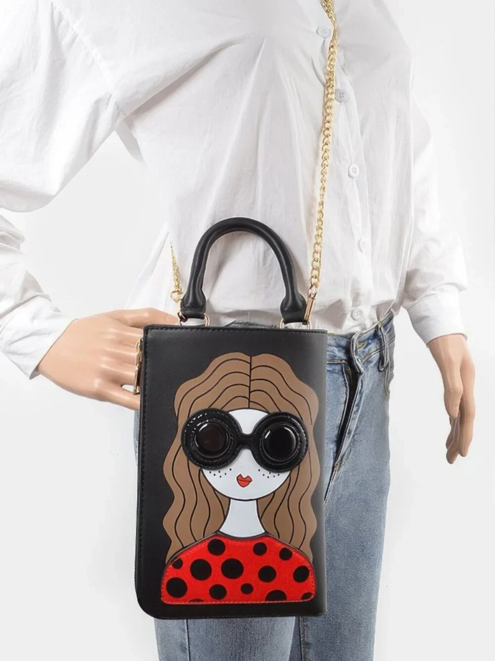 Character Printed Cross Chain Body Strap Bag
